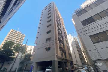 東建東五反田マンションの外観（南東側から）