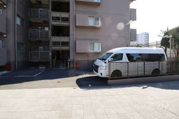 敷地内駐車場（屋外平面式）
