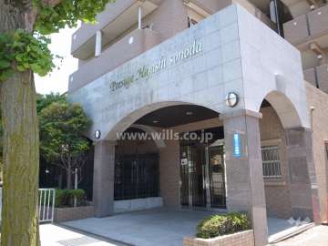 エントランス外観