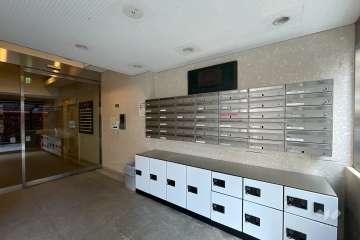 共用ポストと宅配ボックス