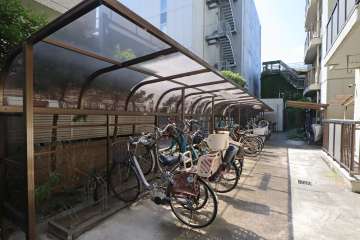駐輪場　