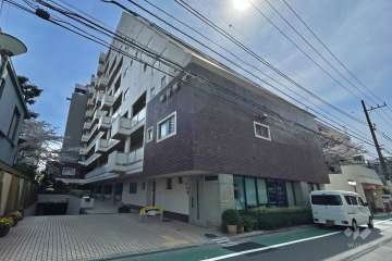 マンション南目黒苑の外観（北西側から）