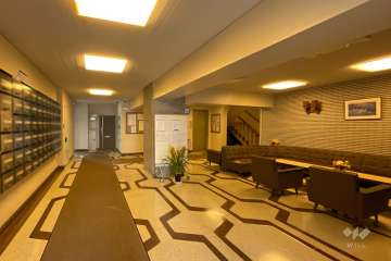 エントランスホール