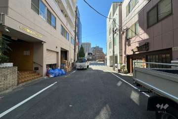 敷地北西側の前面道路
