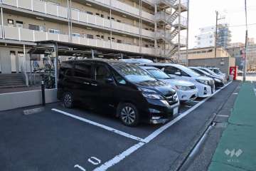 敷地内駐車場（屋外平面式）