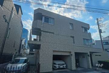 御殿山タウンハウスの外観（北東側から）　