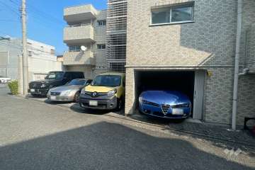 敷地内駐車場（屋外平面式・屋内平面式）