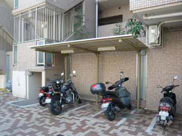 バイク置場
