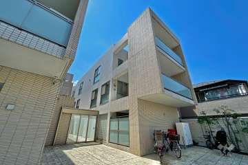 オープンレジデンス御殿山の外観（東側から）