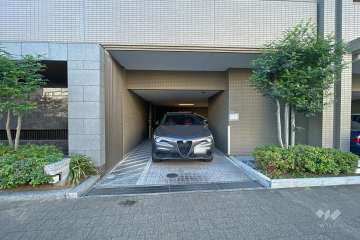 敷地内駐車場（屋内平面式）
