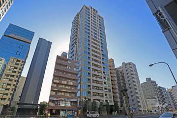 プラウドタワー高輪台の外観（北側から）