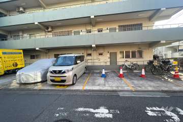 敷地内駐車場（屋外平面式）