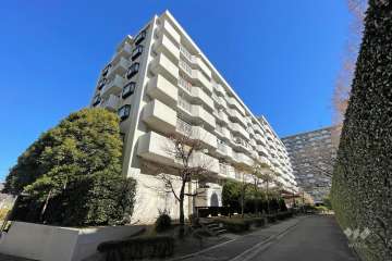 シティコープ八潮台４６号棟の外観（南西側から）