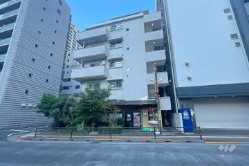 レジェンド五反田の外観（東側から）