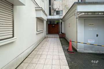 エントランスアプローチ