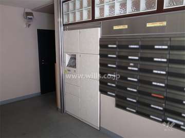 共用ポストと宅配ボックス