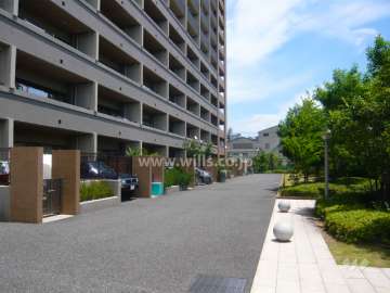 1階住戸には専用駐車場が付いています。