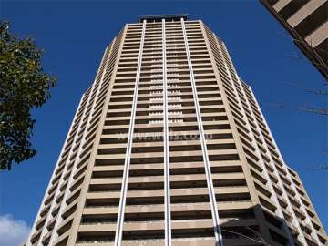 ルネセントラルタワーの外観（南東側から）　