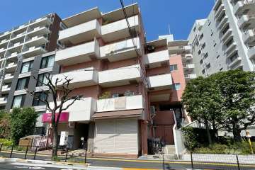 ハイツゼームス坂の外観（北東側から）