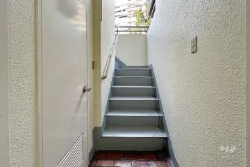 共用階段