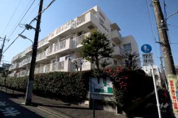 藤和旗の台コープの外観(東側から)