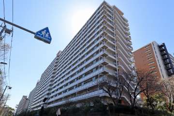 潮路東ハイツ５４号棟の外観（北東側から）