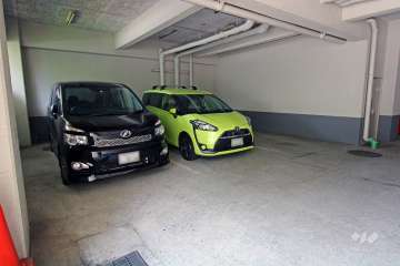 敷地内駐車場（屋内平面式）