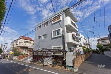 西小山フラワーハイツの外観（南西側から）