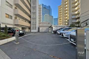 敷地内駐車場（屋外平面式）