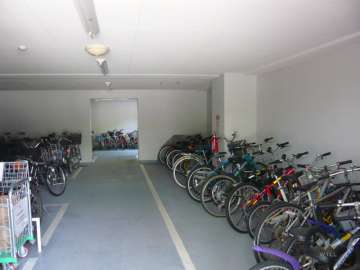 屋内自転車置場