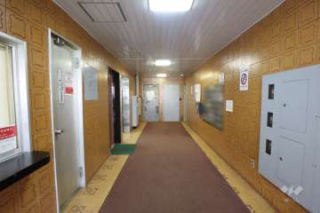 エントランスホール