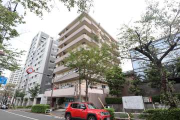 ガーデンコーポ不動前の外観(西側から）