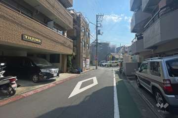 敷地東側の前面道路　