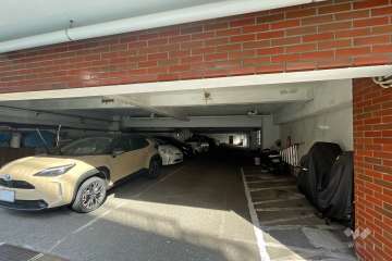 敷地内駐車場（屋内平面式）