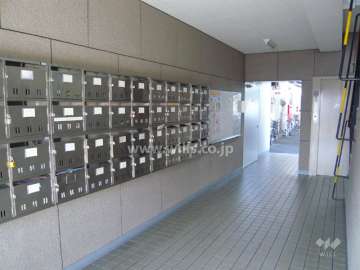 エントランスホール