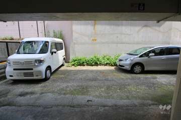 敷地内駐車場（屋外平面式）