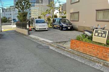 敷地内駐車場（屋外平面式）