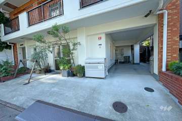 敷地内駐車場（屋内平面式）