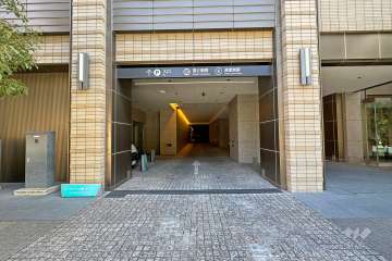 駐車場の出入り口