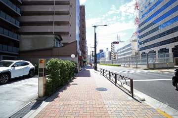 敷地南東側の前面道路