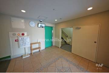 エントランスホール