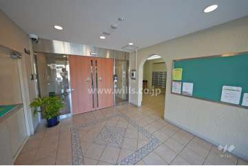 エントランスホール