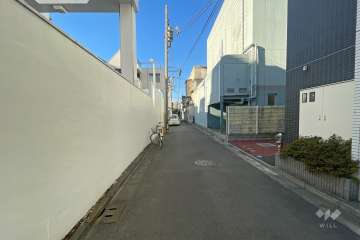 敷地南側の前面道路　