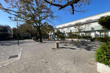 敷地に隣接する品川区立洲崎公園