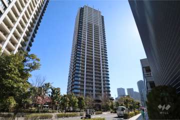 ブリリアタワーズ目黒サウスレジデンスの外観(北西側から)