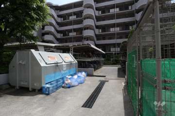 ゴミ置き場
