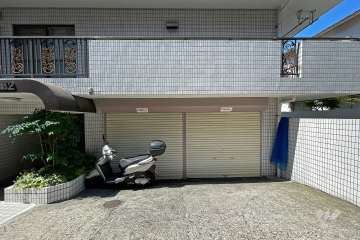 敷地内駐車場（屋外平面式）