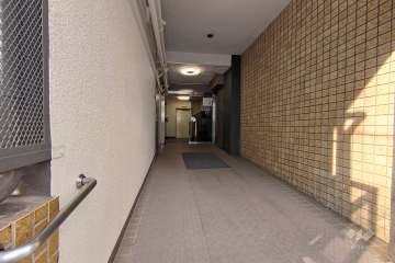 エントランスアプローチ