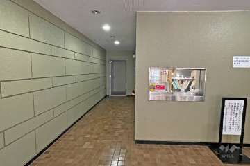 エントランスホール