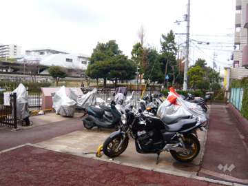 バイク置場